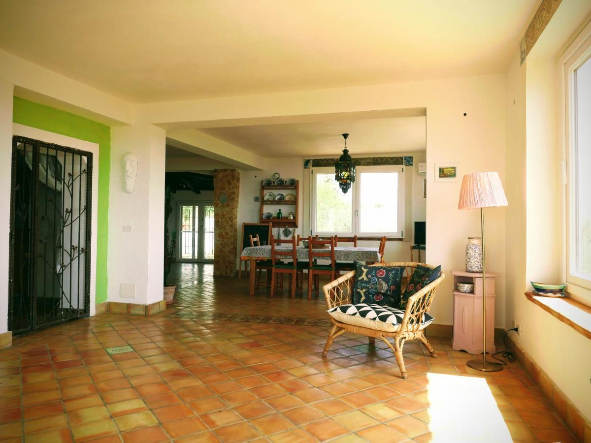 villa immersa in oliveto Sciacca Exteriör bild