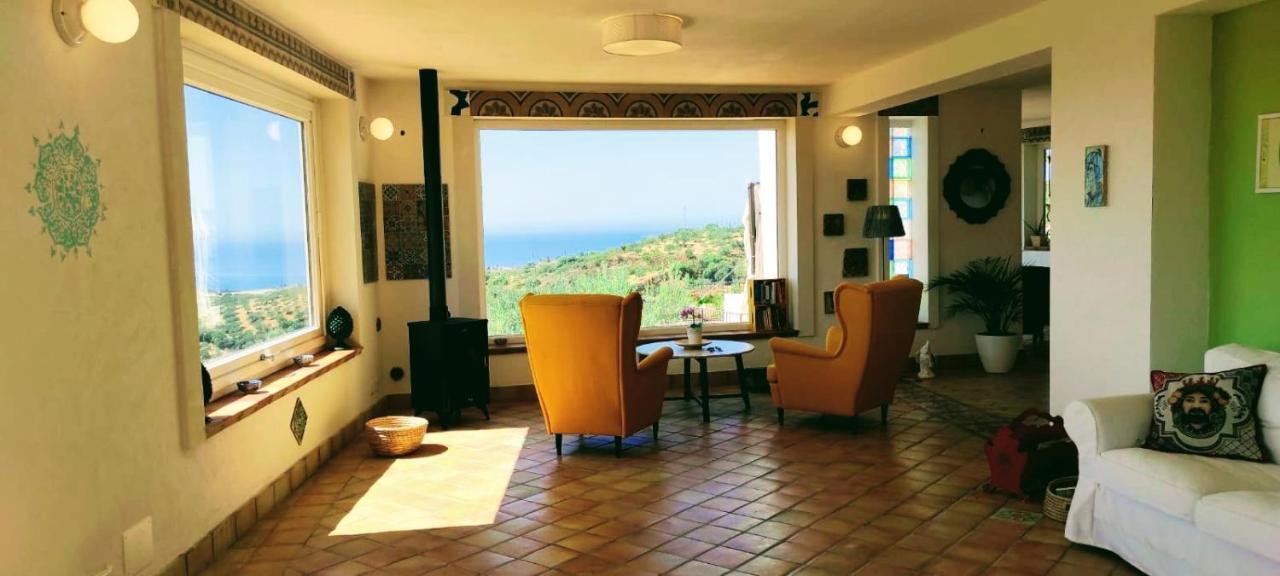 villa immersa in oliveto Sciacca Exteriör bild