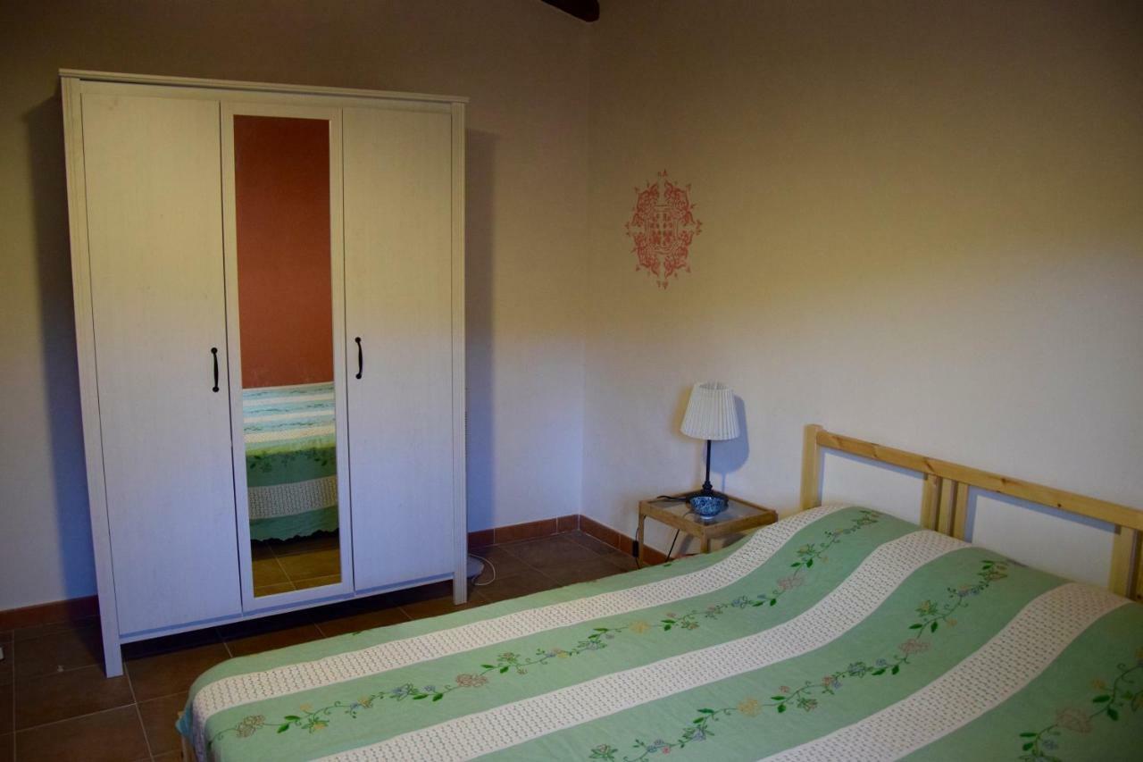 villa immersa in oliveto Sciacca Exteriör bild